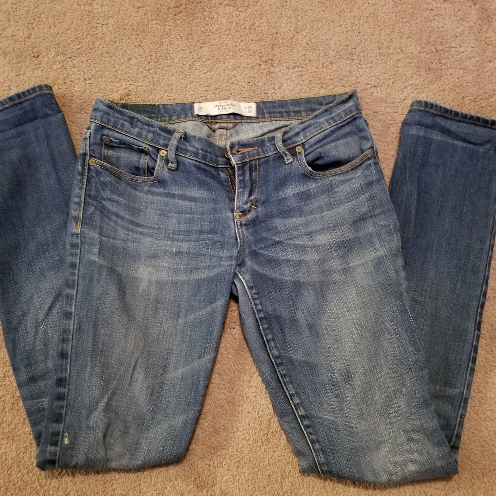 Abercrombie and Fitch Jeans 0R